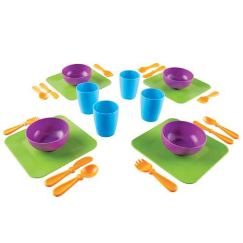 New Sprouts&reg; Serve it! My very own dish set